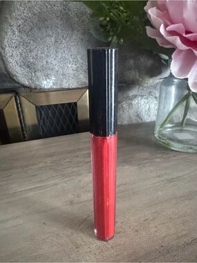 KVD Beauty Everlasting Hyperlight Liquid Lipstick